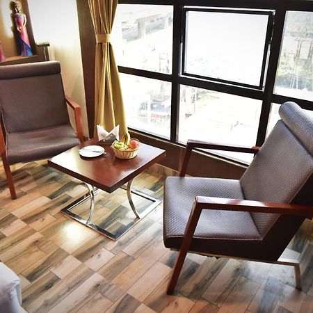 Hotel Ambassador Chocolate Inn Kalyani Экстерьер фото