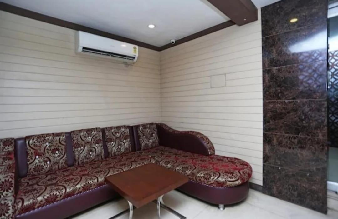 Hotel Ambassador Chocolate Inn Kalyani Экстерьер фото